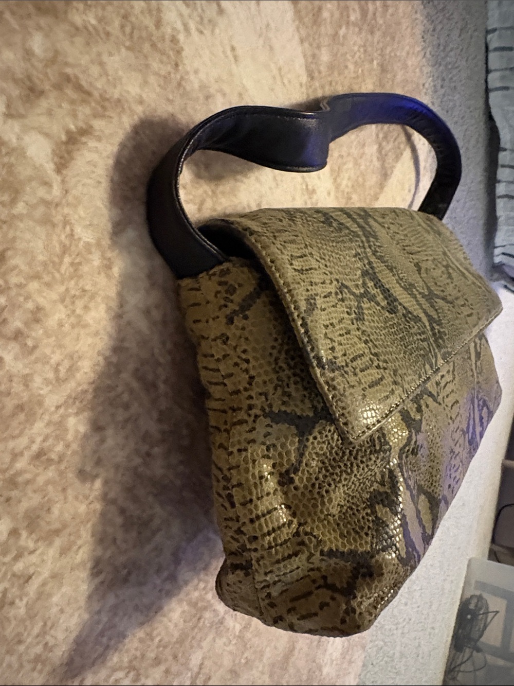 Maxx New York Snake-Print purse in Olive and Black - Picture 7 of 11